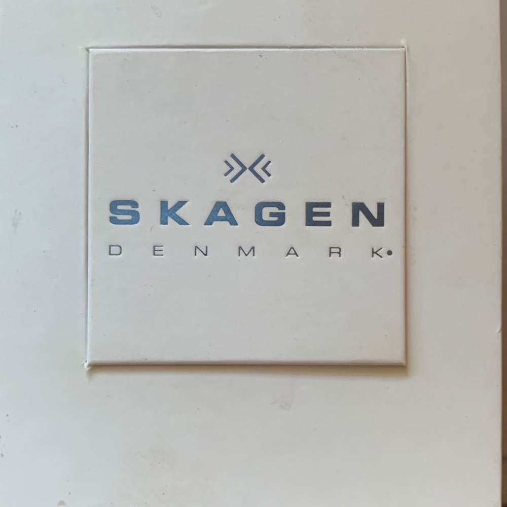 Skateboard watch